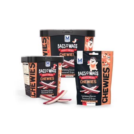 MONTEGO Bags O’ Wags Tantalising Bacon Flavoured Strips Dog Treats 500g